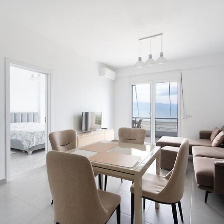 Apartment In The Village With A Sea View Vlorë Eksteriør billede